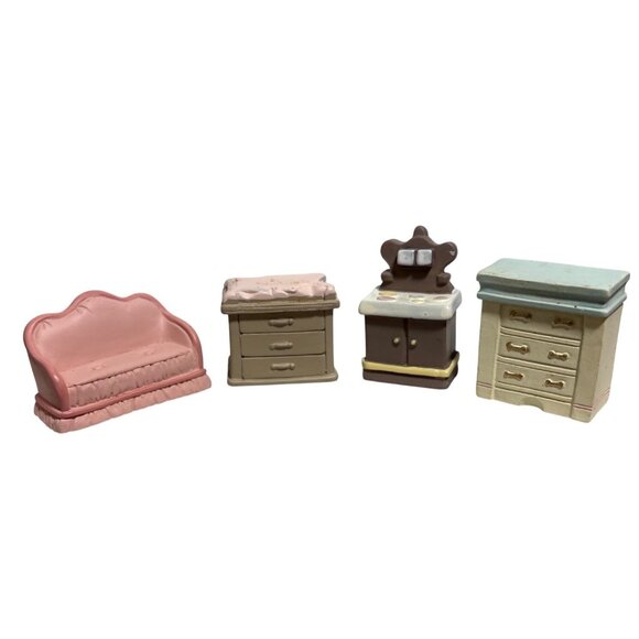 Wangs Miniature Dollhouse Furniture Set Of 4 Pieces Sofa Bed Stove & Dresser - Picture 1 of 10